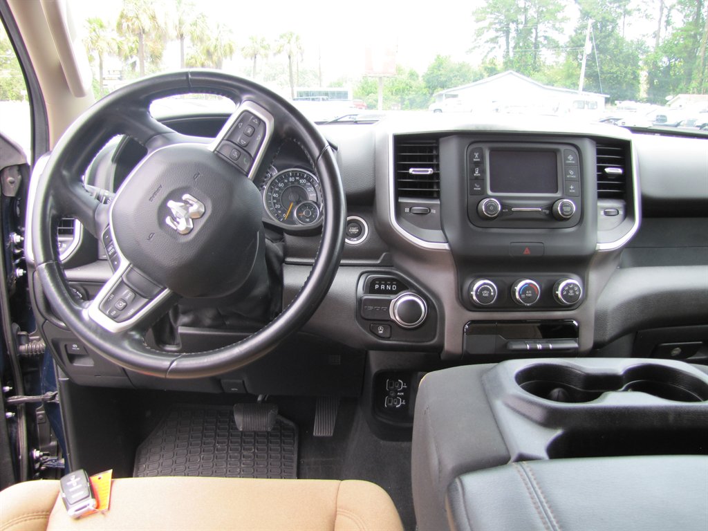 Ram 1500 photo 9