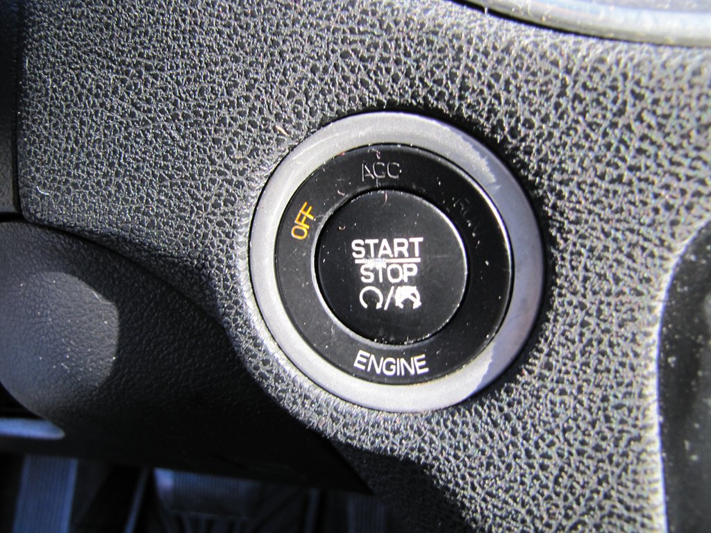 Dodge Charger photo 10
