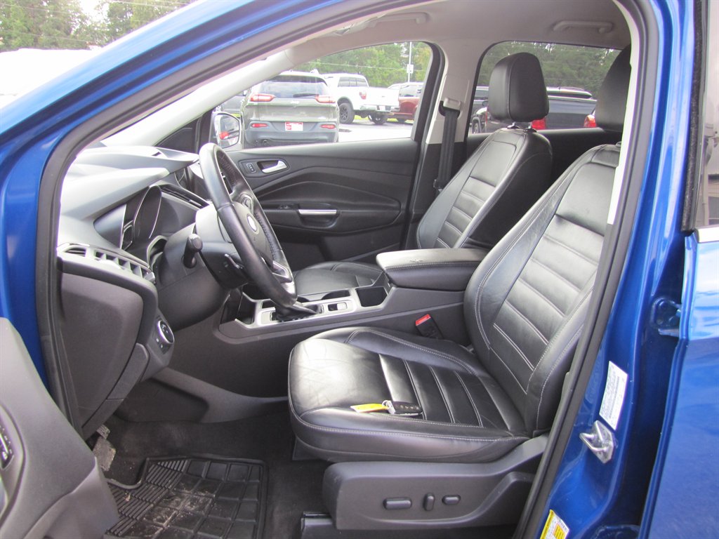 Ford Escape photo 7