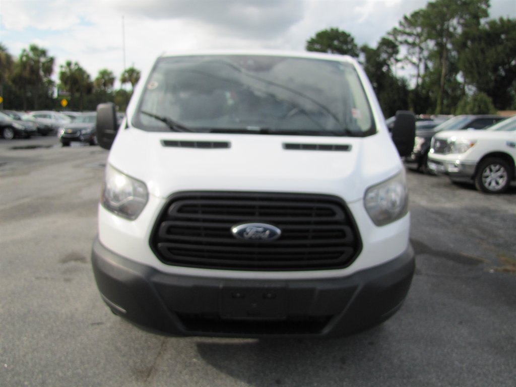 Ford T150 Vans photo 2