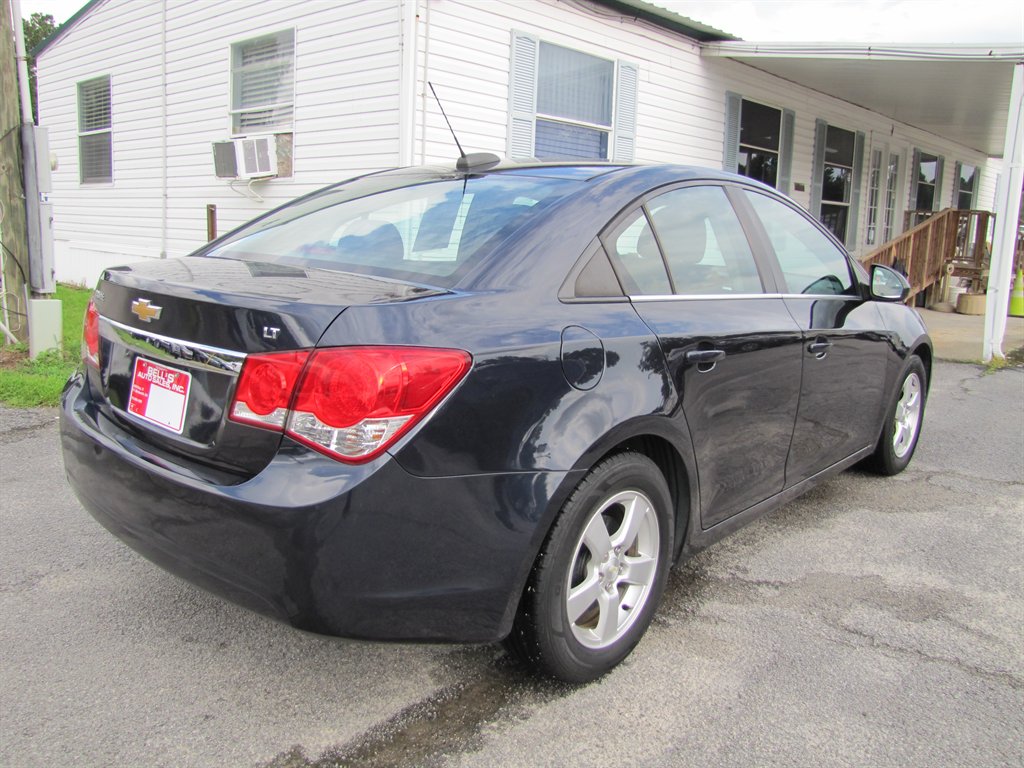 Chevrolet Cruze Limited photo 4