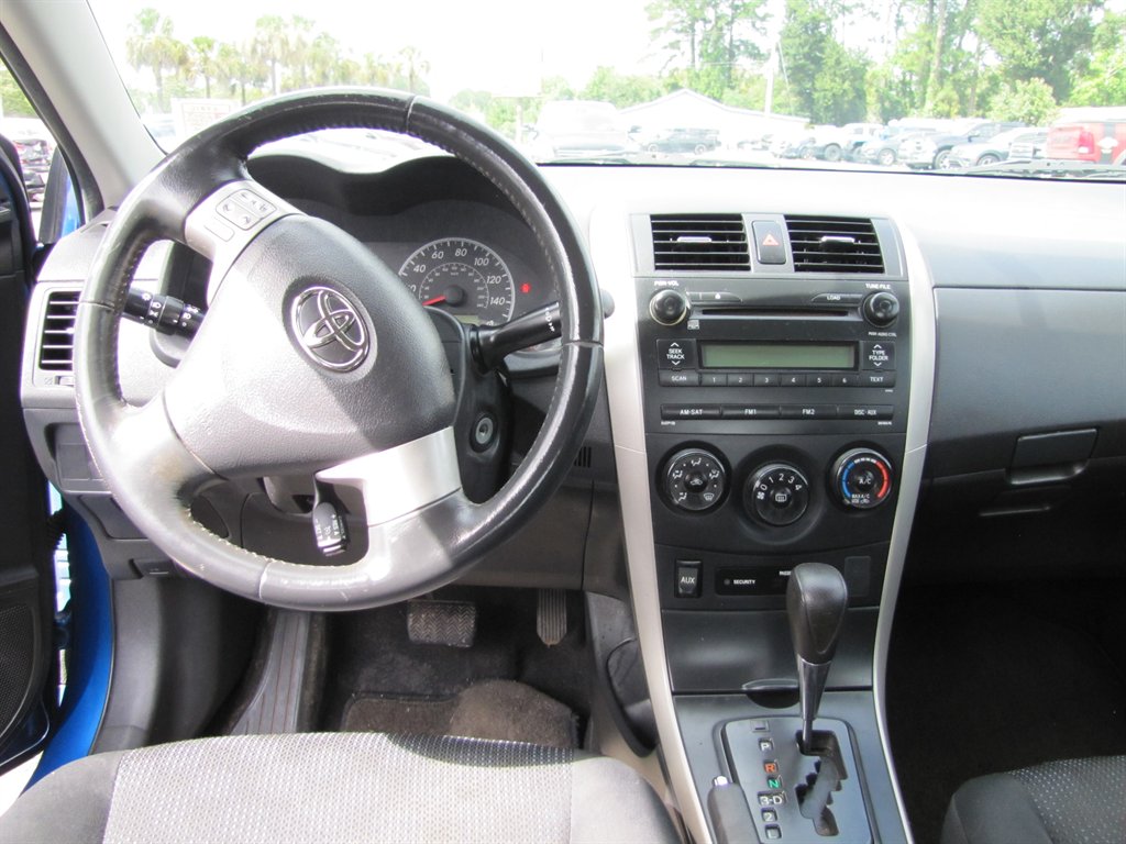 Toyota Corolla photo 9