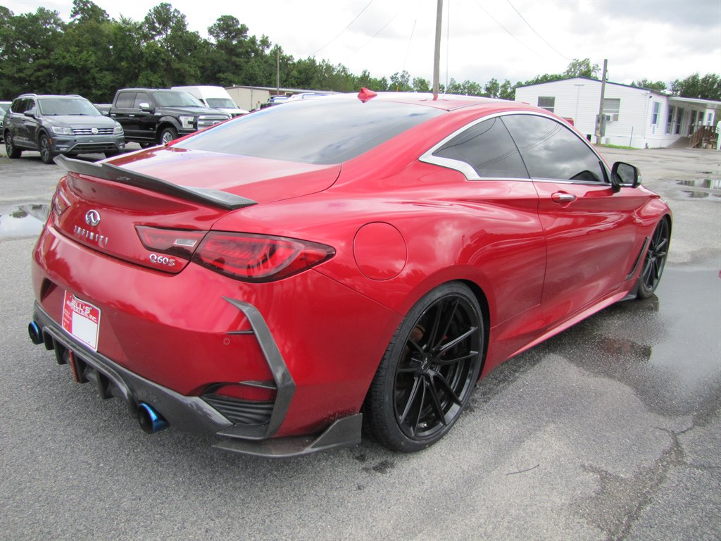 Infiniti Q60 photo 4