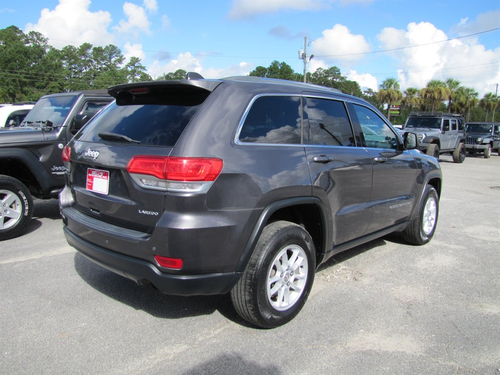 Jeep Grand Cherokee photo 4
