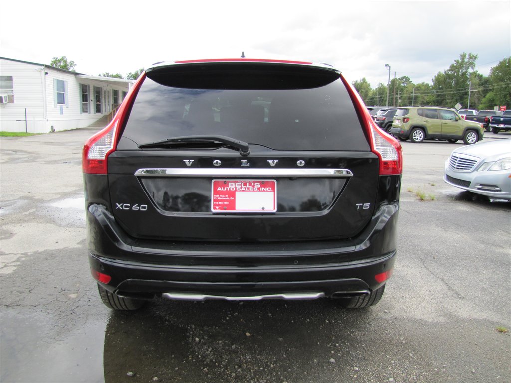 Volvo XC60 photo 5