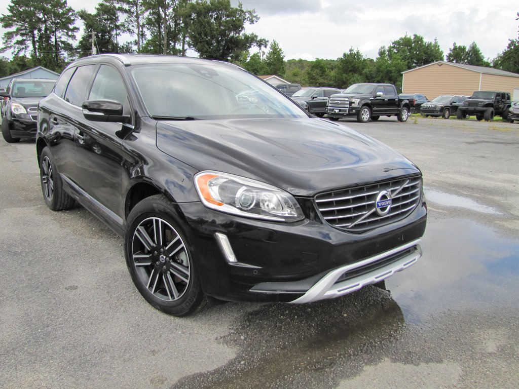Volvo XC60 photo 3
