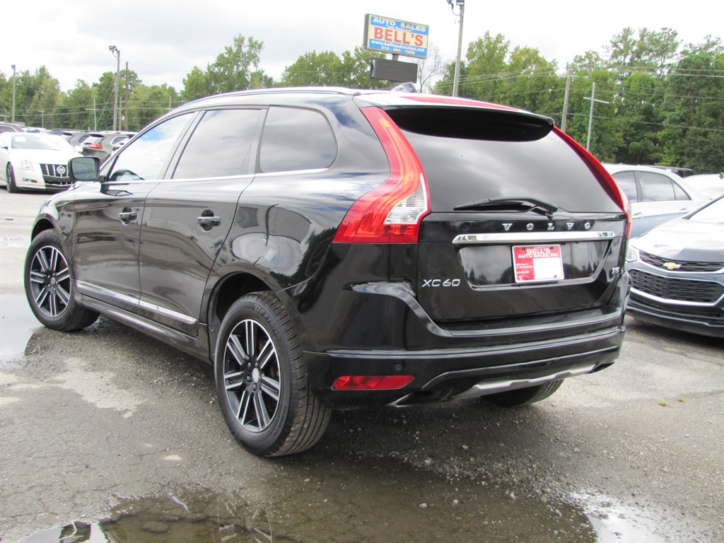 Volvo XC60 photo 6