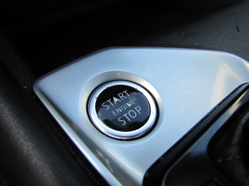 Nissan Altima photo 8