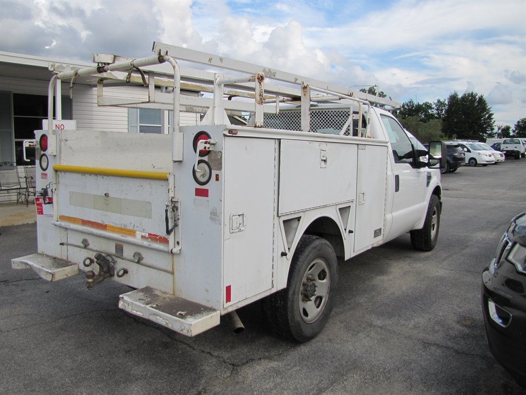 Ford F350SD photo 4