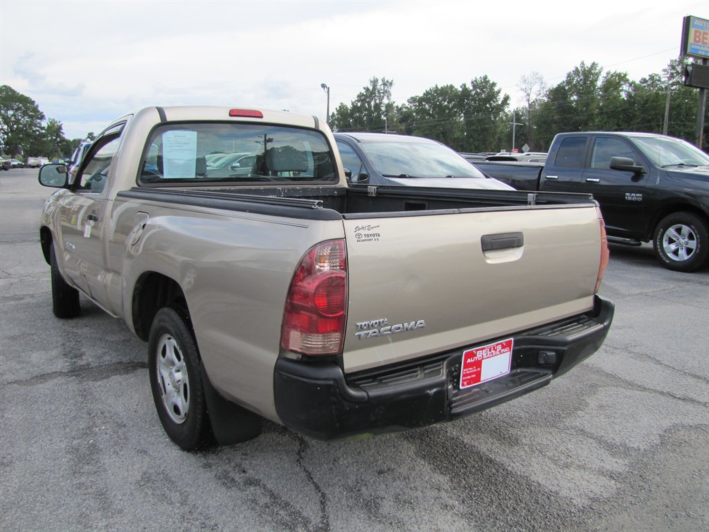 Toyota Tacoma photo 6