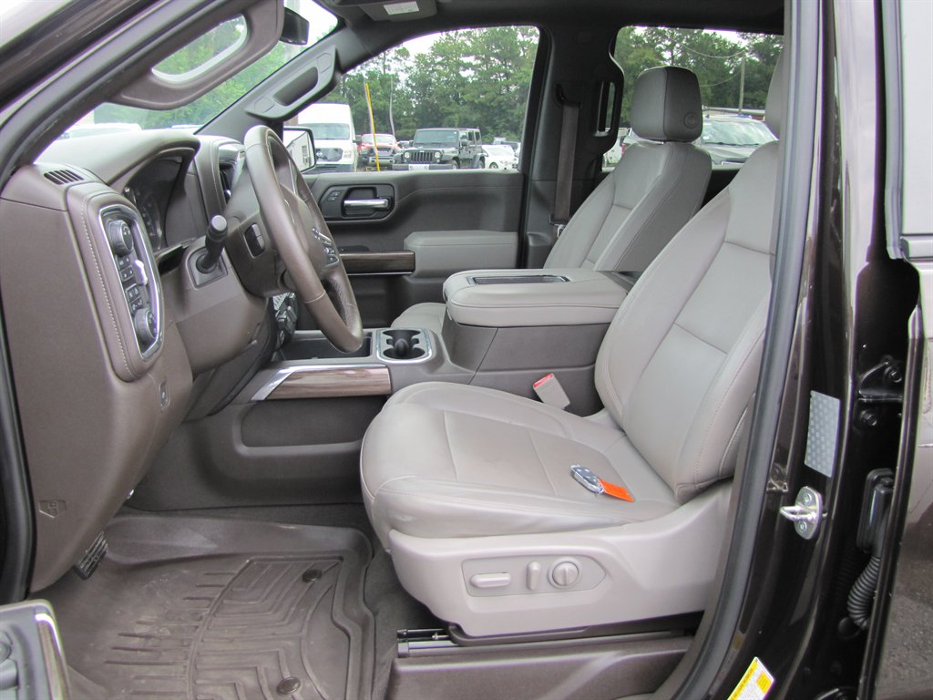 Chevrolet Silverado photo 7