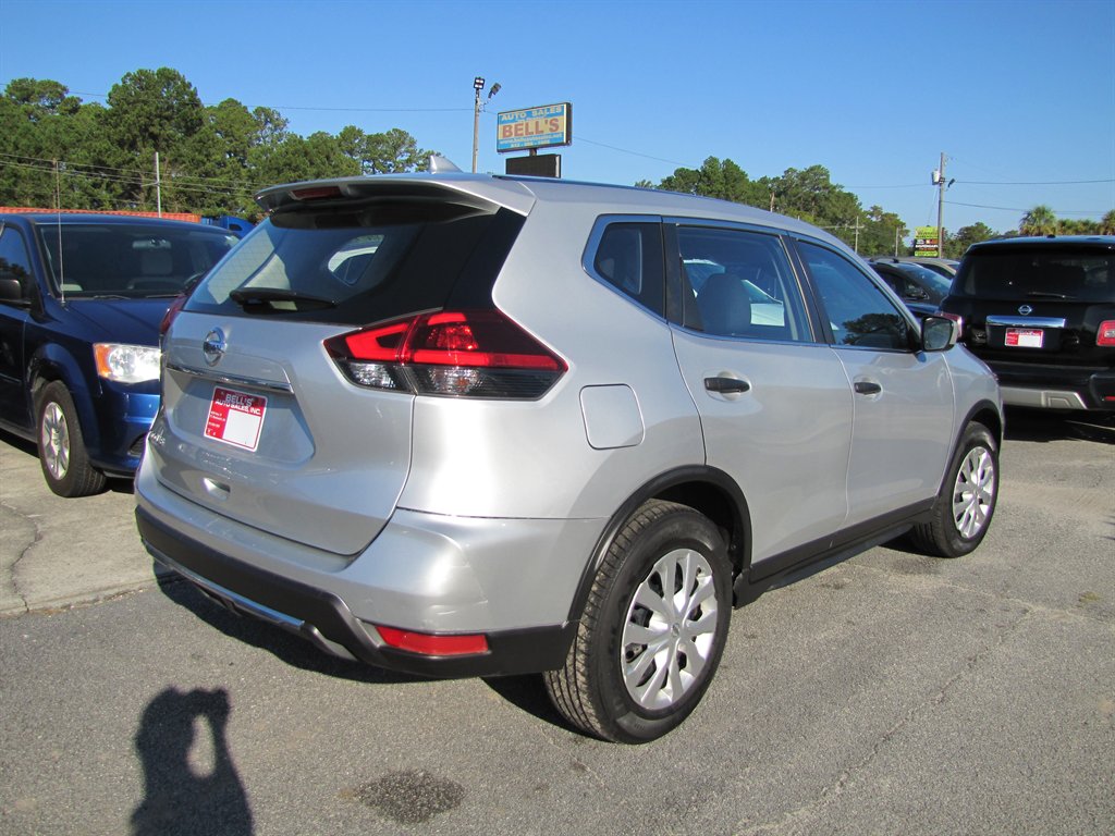 Nissan Rogue photo 4