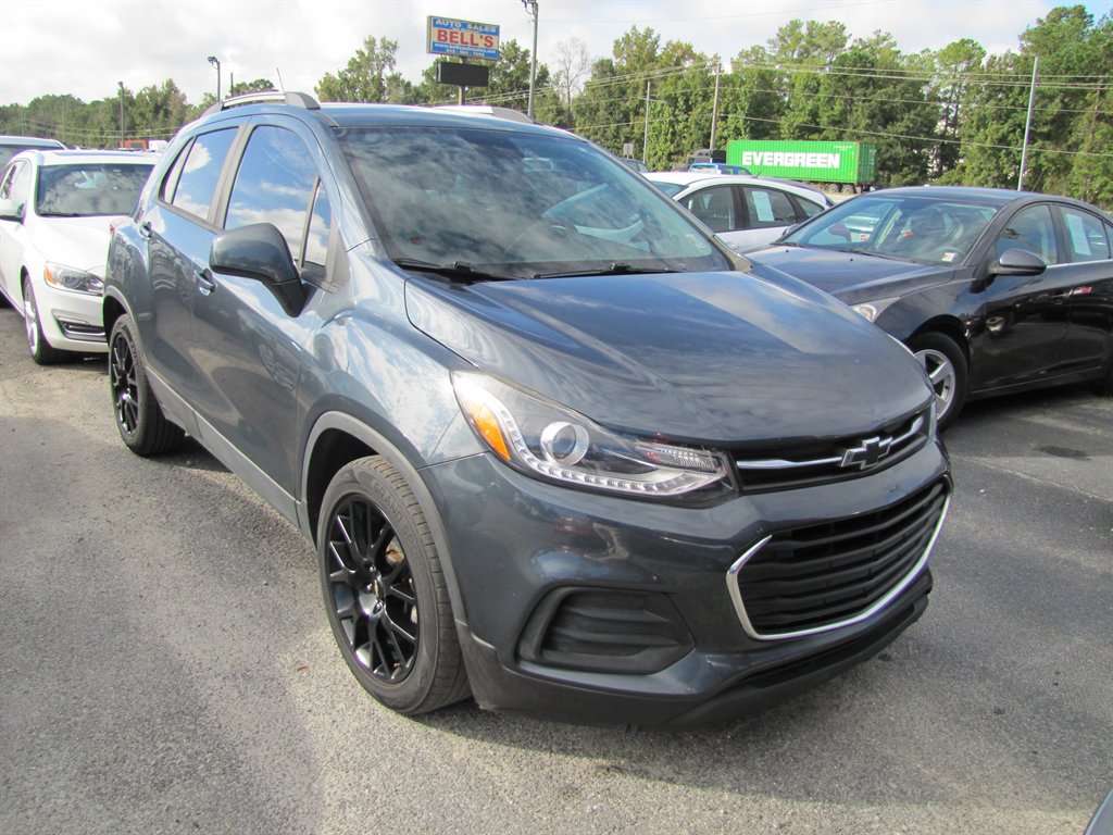 Chevrolet Trax photo 2