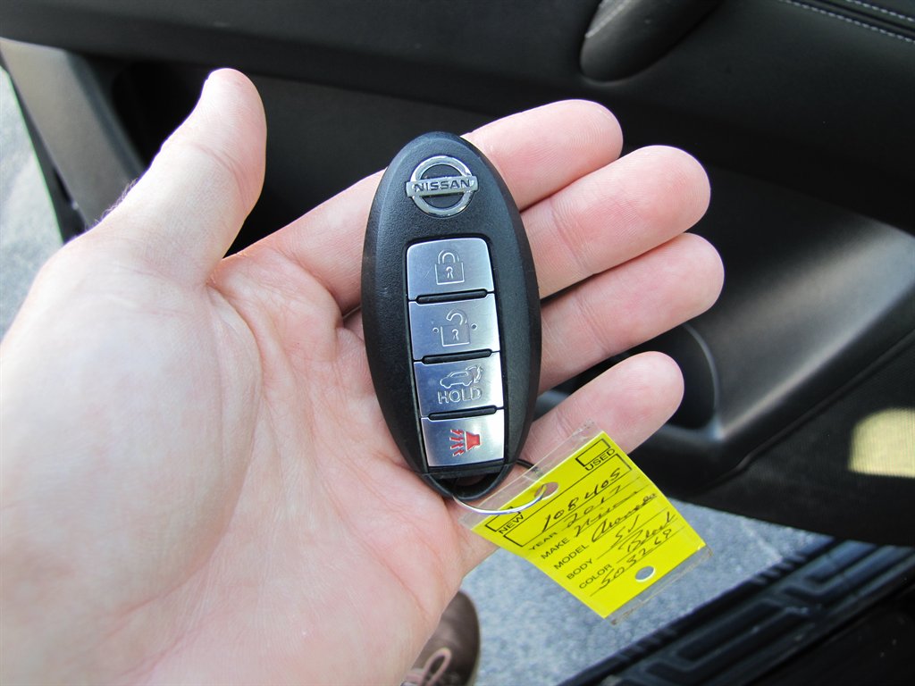 Nissan Armada photo 15