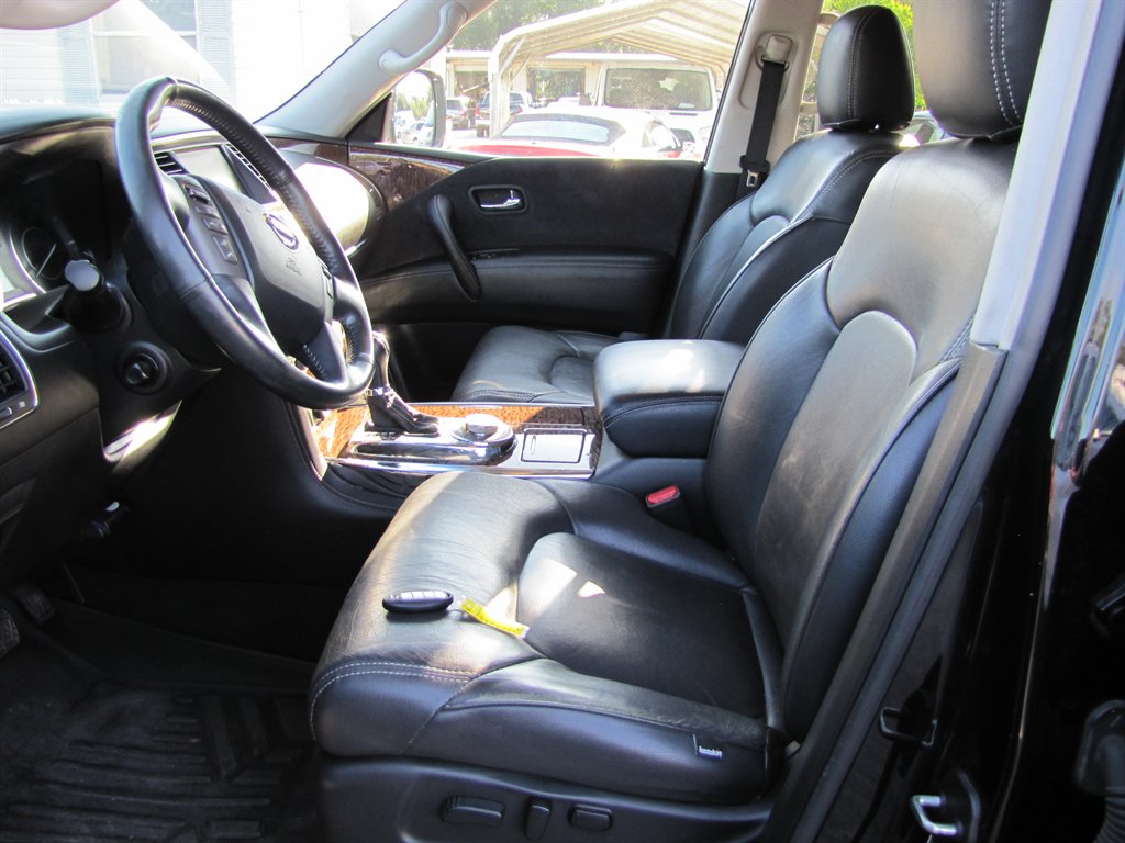 Nissan Armada photo 7