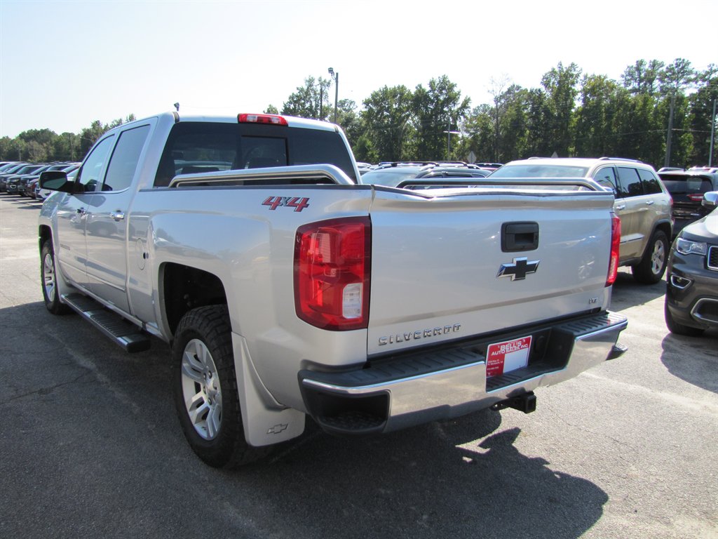 Chevrolet Silverado photo 6