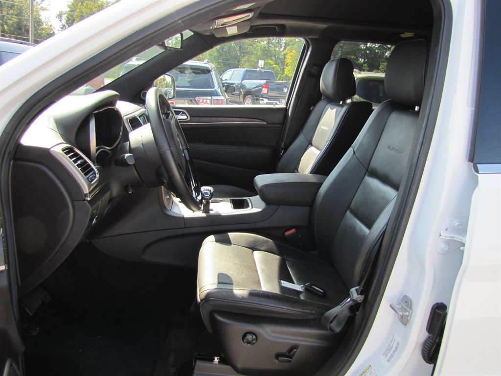 Jeep Grand Cherokee photo 7