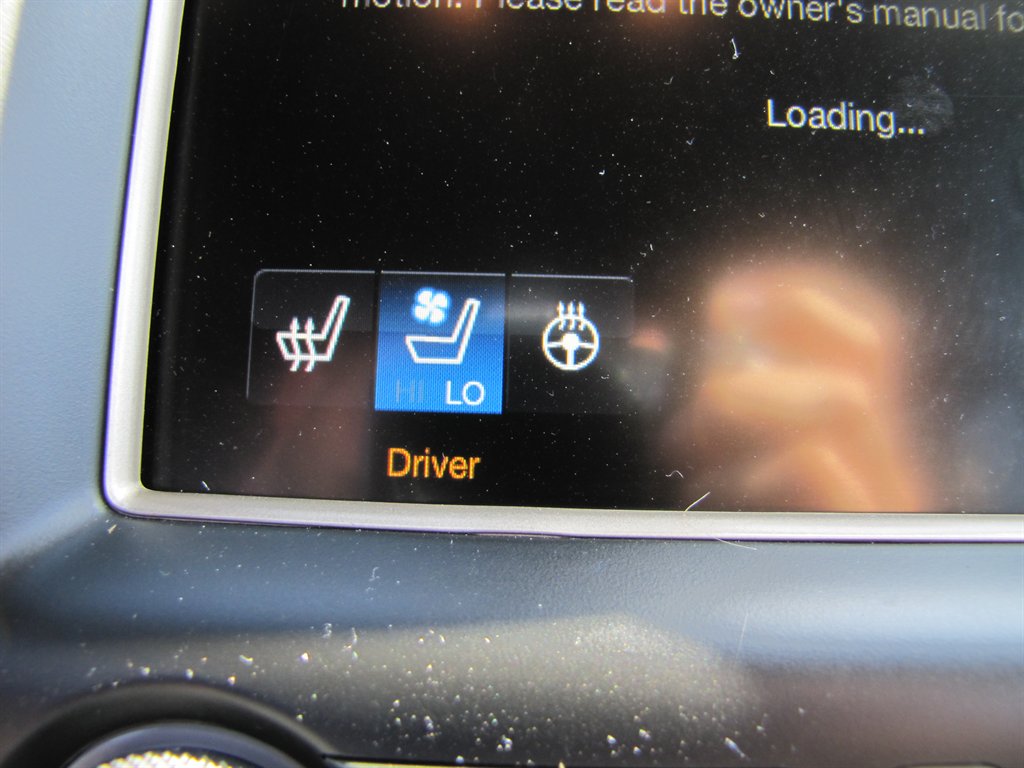 Jeep Grand Cherokee photo 14