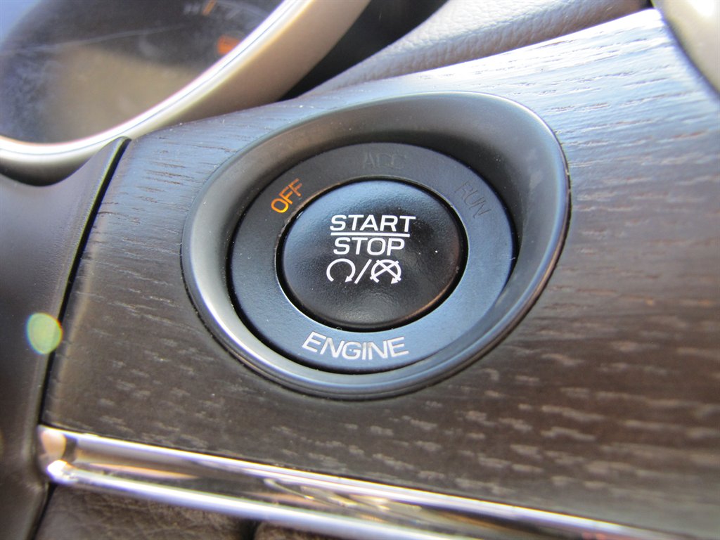 Jeep Grand Cherokee photo 19