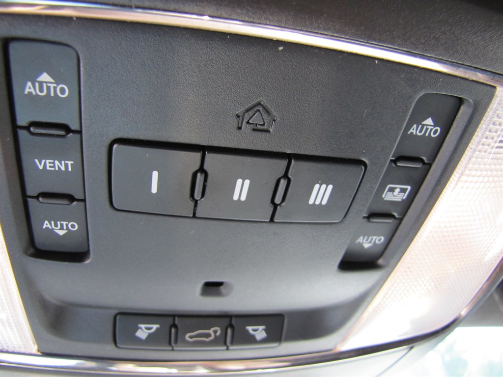 Jeep Grand Cherokee photo 15