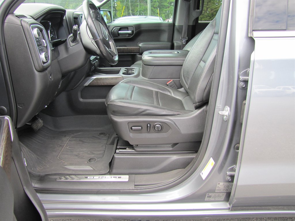 GMC Sierra photo 9