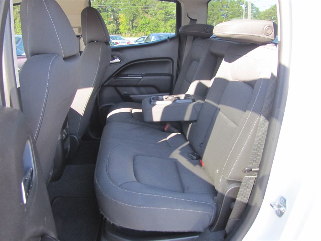 GMC Canyon photo 7