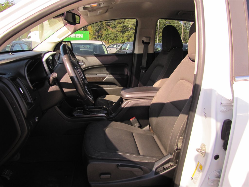 GMC Canyon photo 6