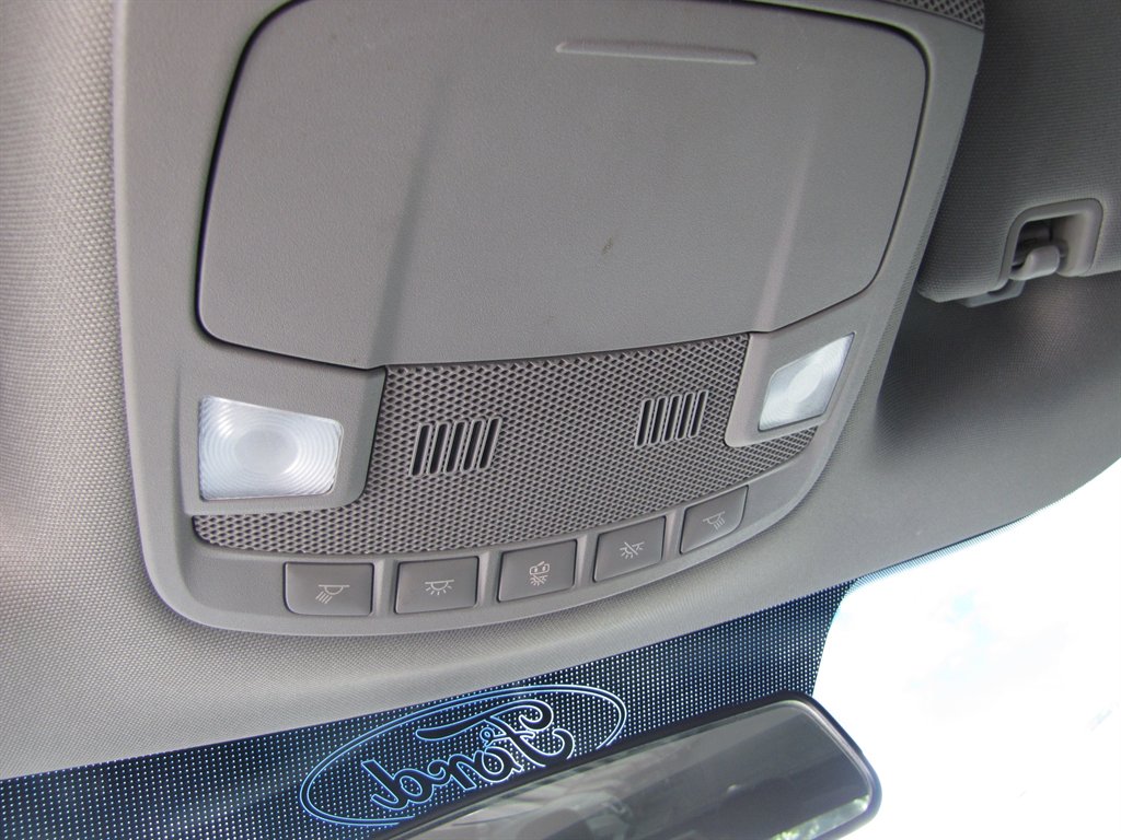 Ford F-150 photo 12