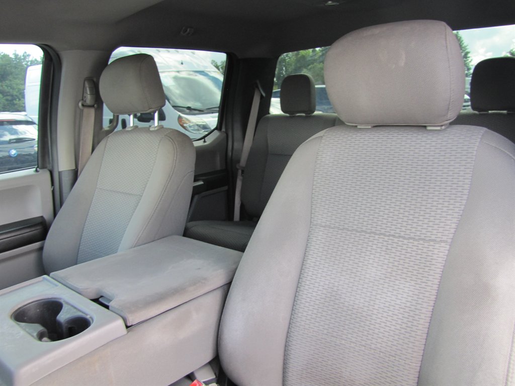 Ford F-150 photo 10