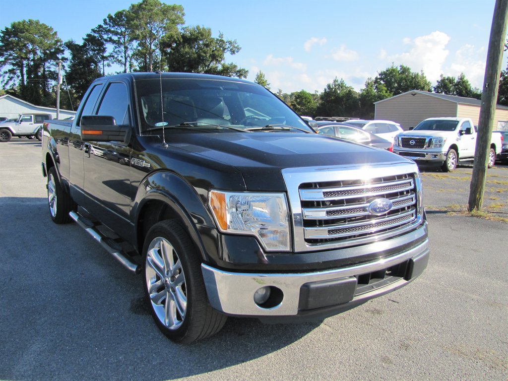 Ford F-150 photo 3
