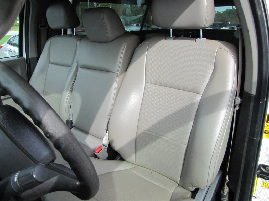 Ford F-150 photo 9