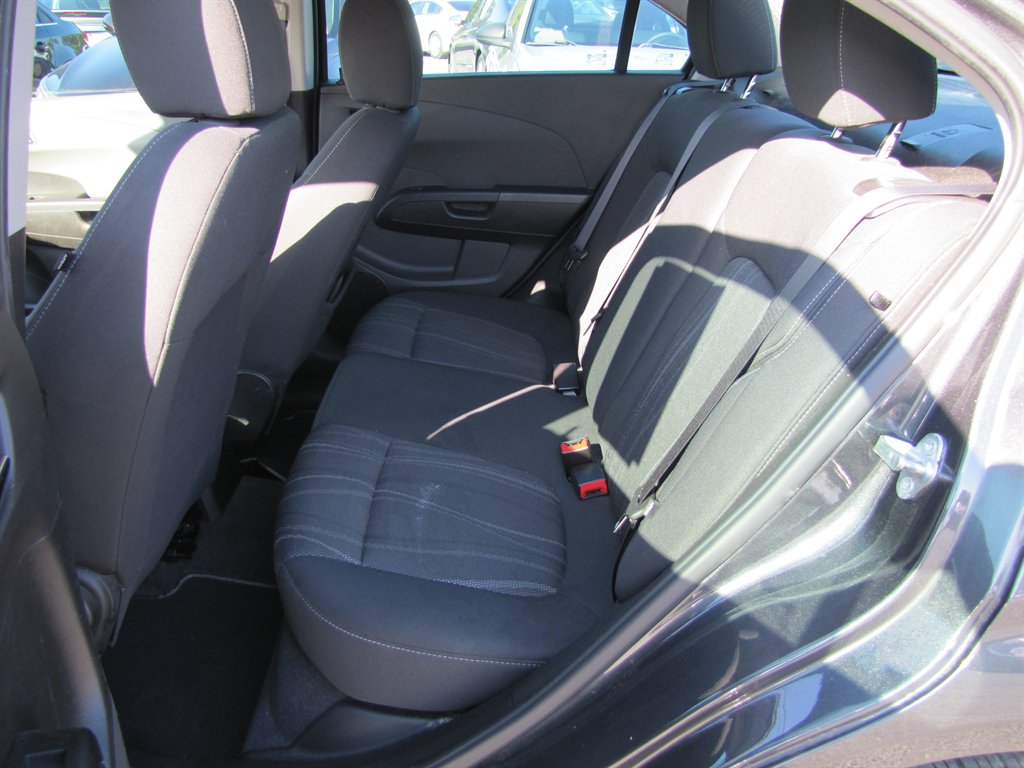 Chevrolet Sonic photo 7