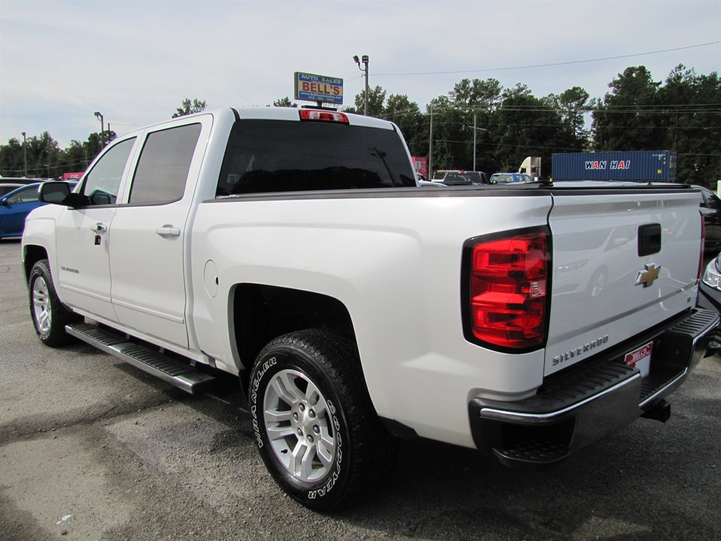 Chevrolet Silverado photo 6