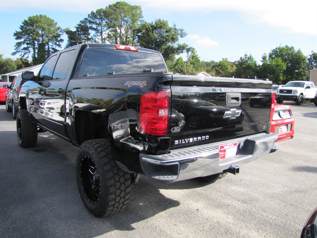 Chevrolet Silverado photo 6