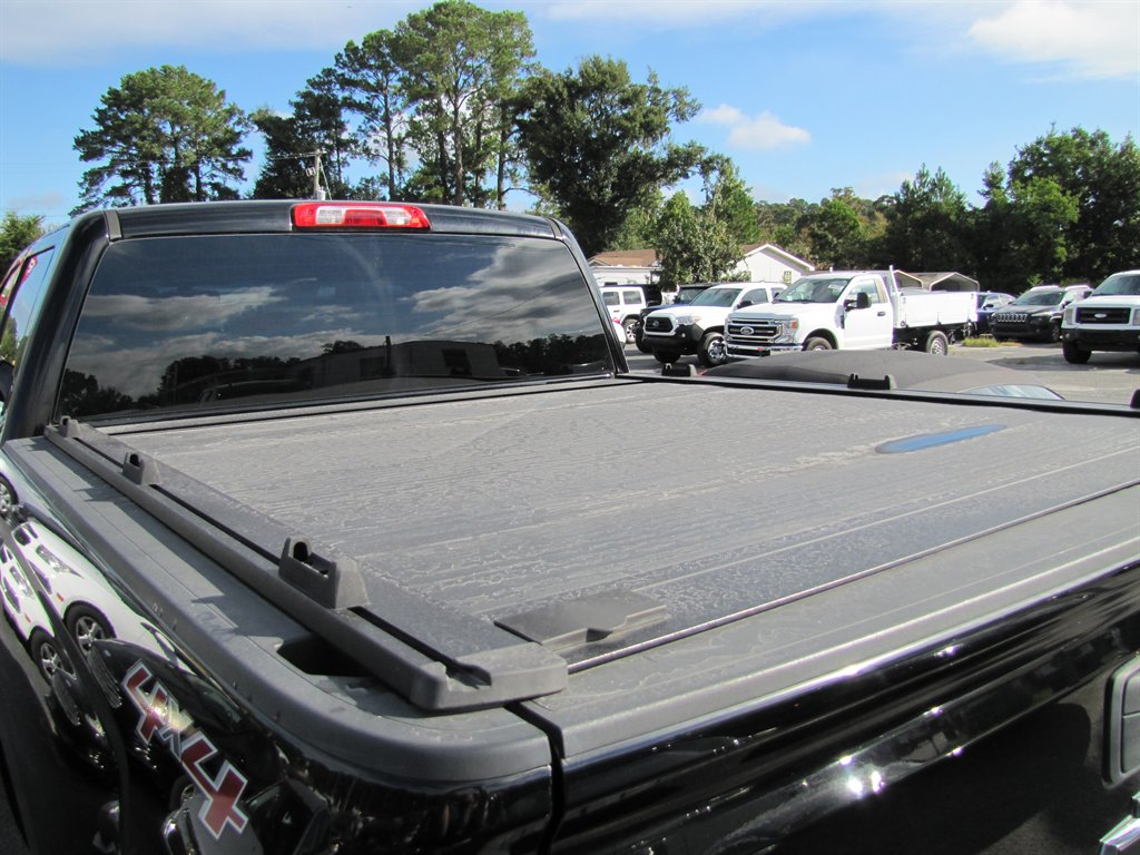 Chevrolet Silverado photo 7