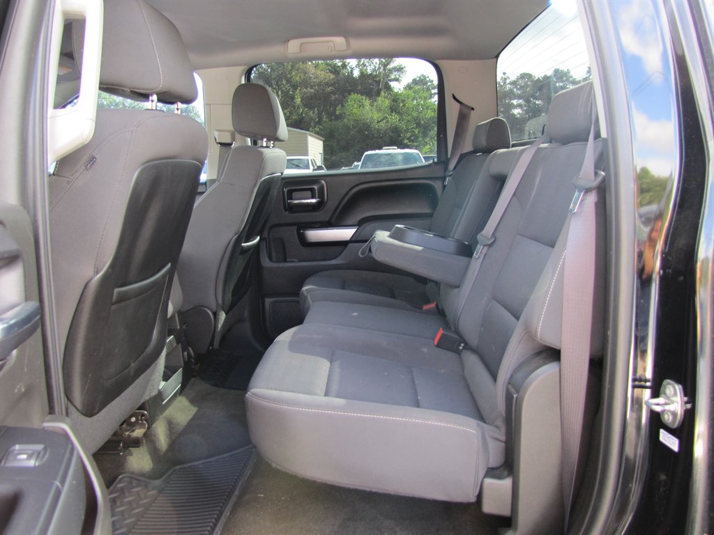 Chevrolet Silverado photo 11