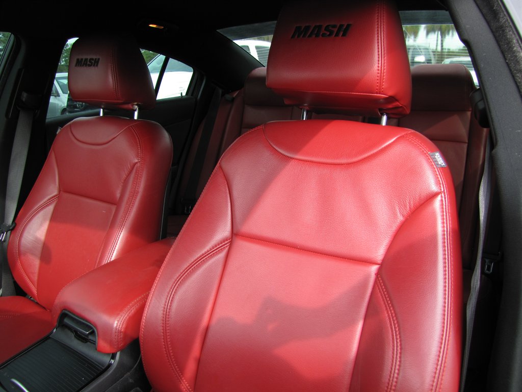Dodge Charger photo 10