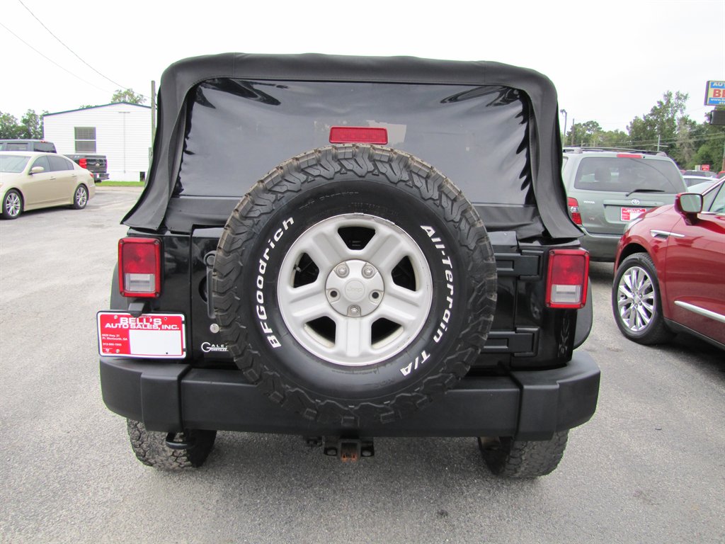 Jeep Wrangler photo 5