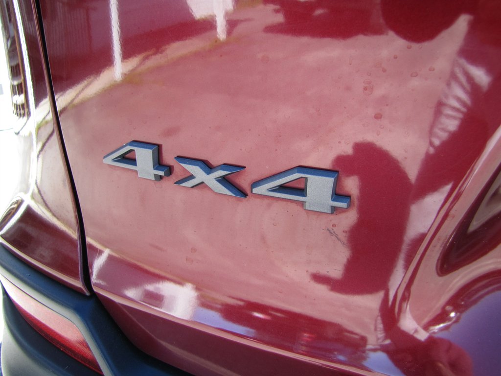 Jeep Cherokee photo 8