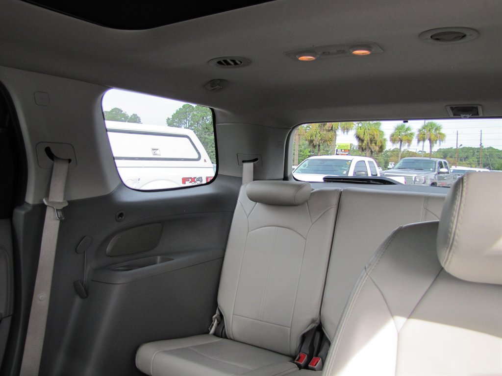 GMC Acadia photo 9