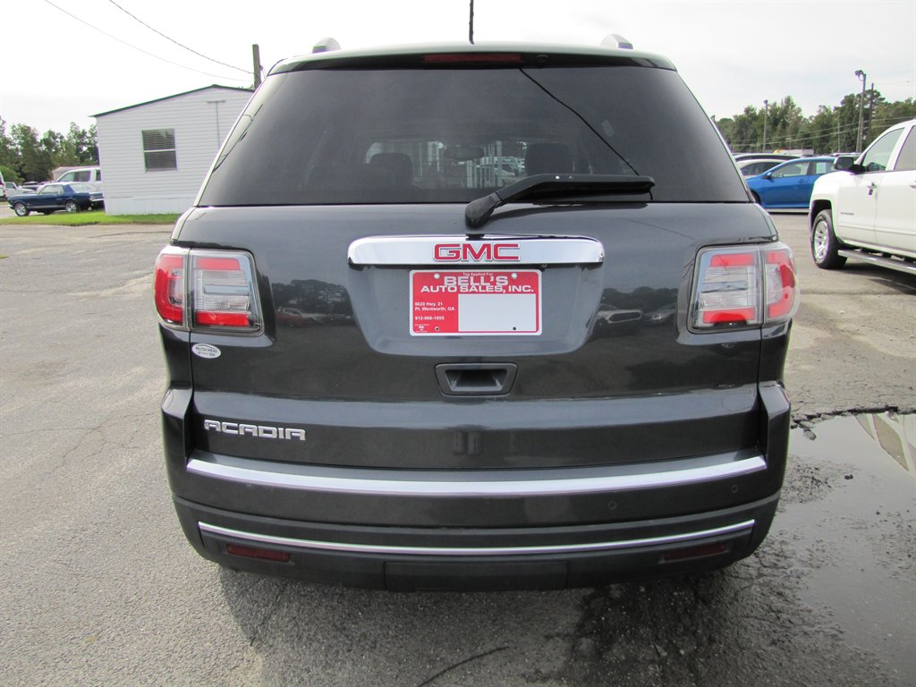 GMC Acadia photo 6