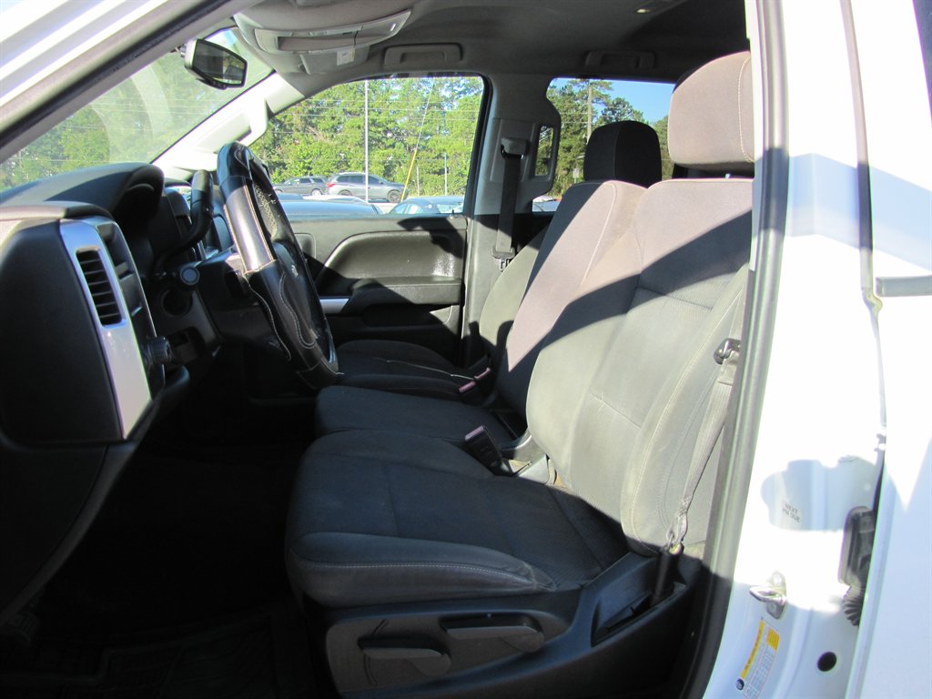 Chevrolet Silverado photo 8