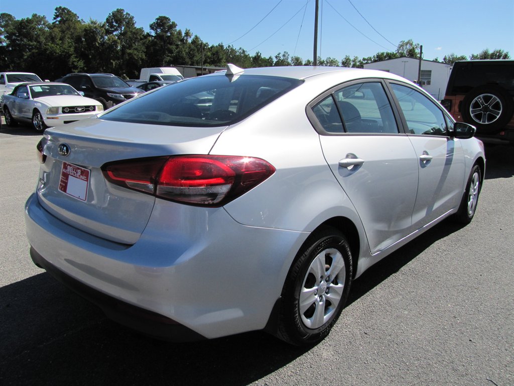 Kia Forte photo 4
