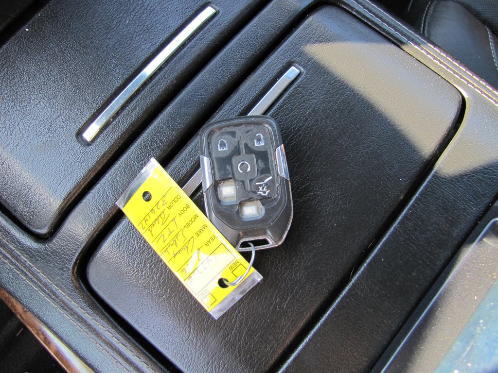 Chevrolet Suburban photo 23