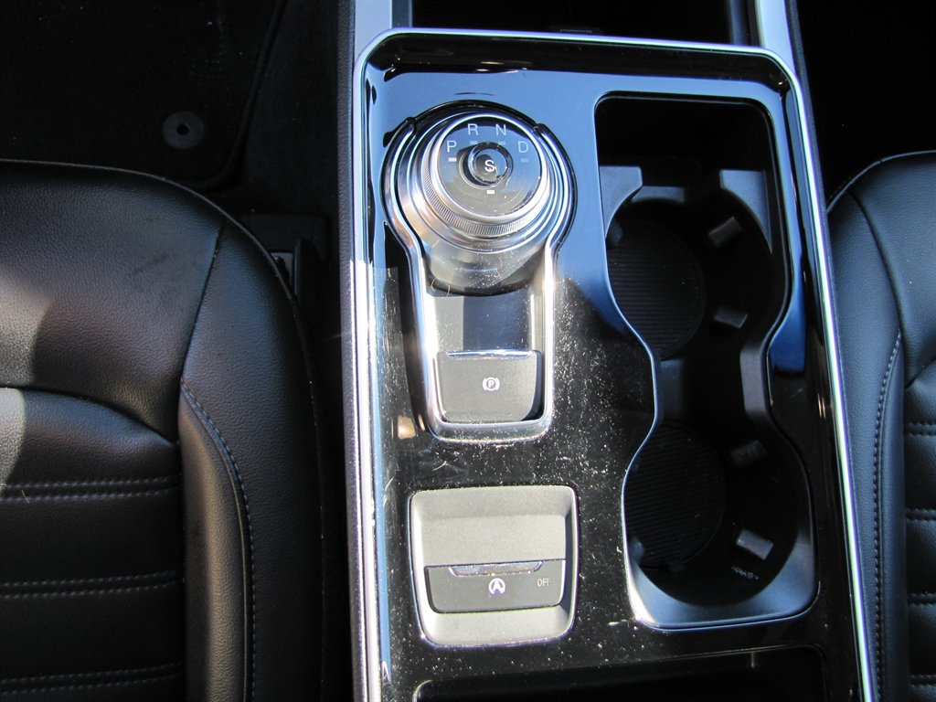 Ford Edge photo 13