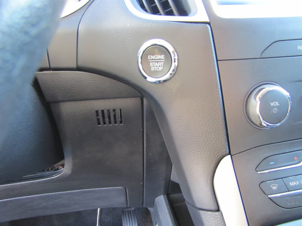 Ford Edge photo 14
