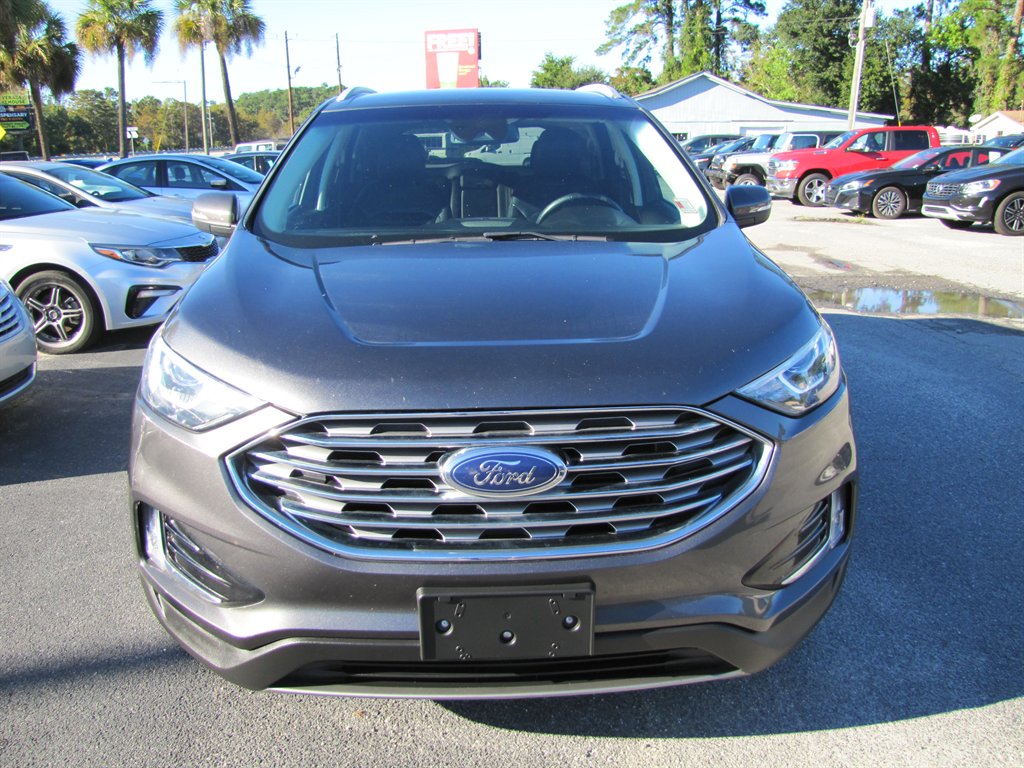 Ford Edge photo 2