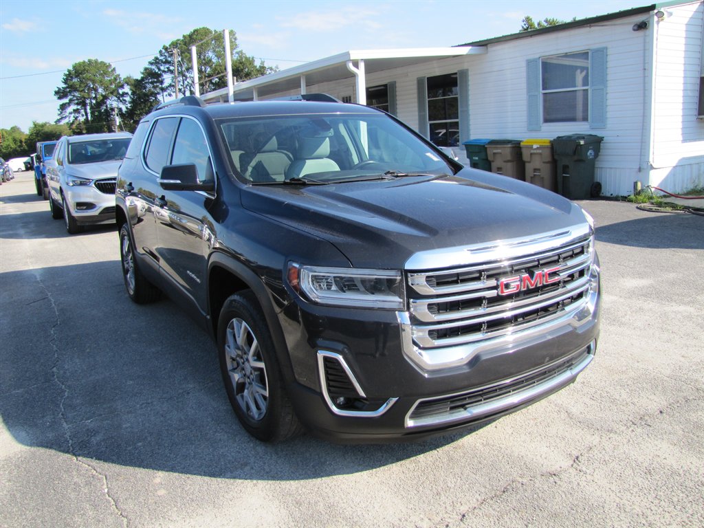 GMC Acadia photo 3