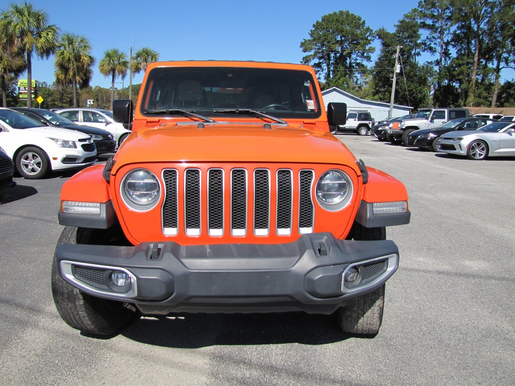 Jeep Wrangler photo 2