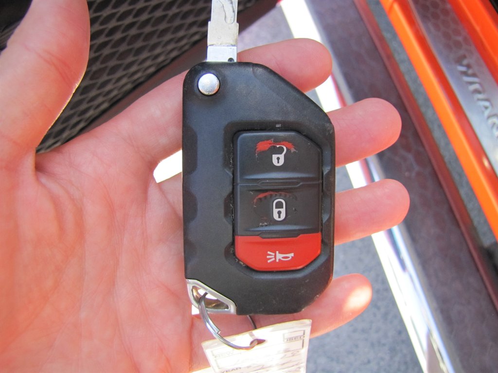 Jeep Wrangler photo 12